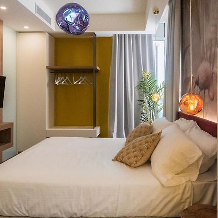 Design Hotel Astra B&B Misano Adriatico Exteriör bild