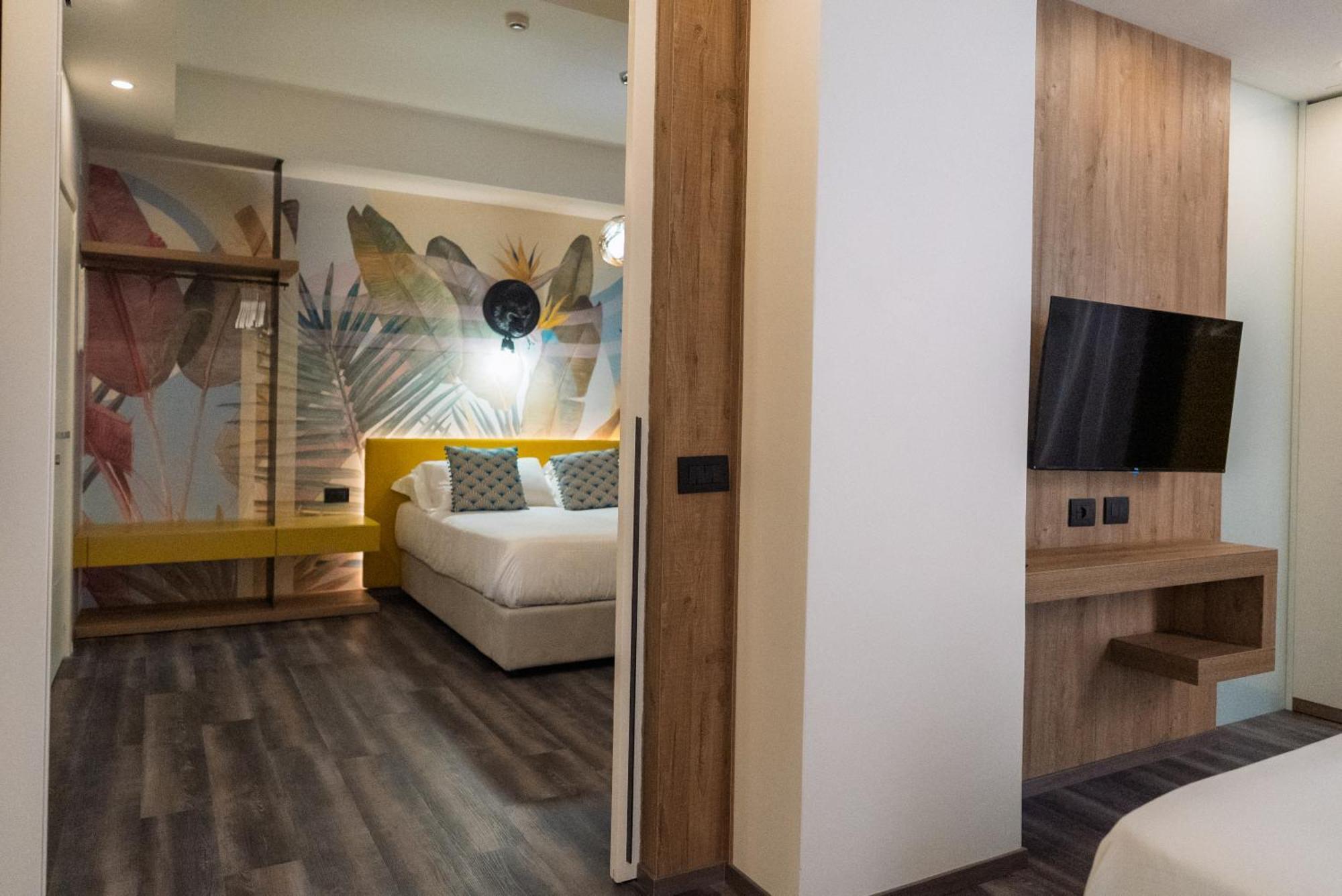 Design Hotel Astra B&B Misano Adriatico Exteriör bild